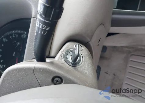 2004 Toyota Camry Le из США, поврежденный, VIN 4T1BE32K34U884634